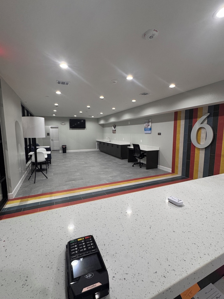 Studio 6 – Humble, Tx
