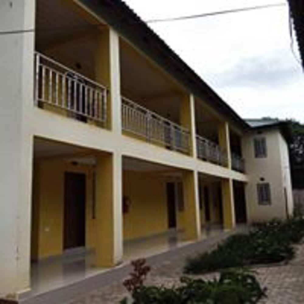 Royal Cashrise lodge