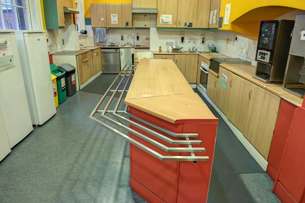 Kinlay House Hostel