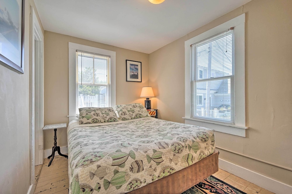 Provincetown Apartment, Steps to Commercial Street