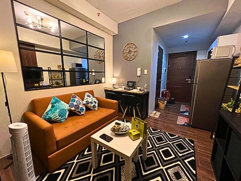 Rent Xpress Online Heart of Makati