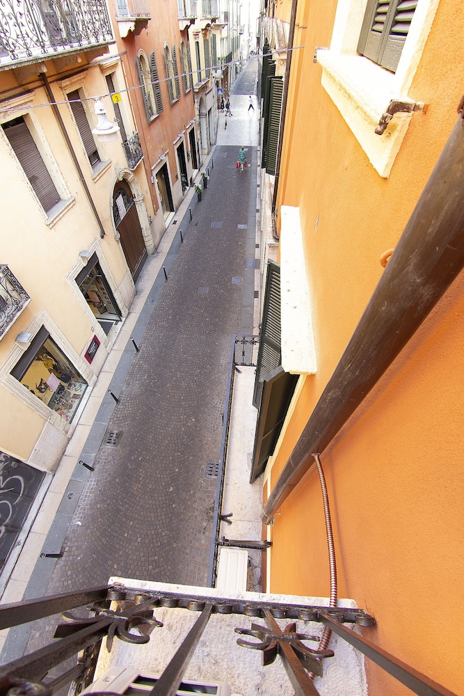 Vivaverona Rooms