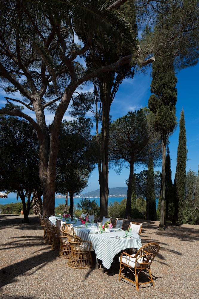 Orbetello Vacations - Villa Maremma Mare Magical Historic Villa With Pool on Tuscany Coast - Property Image 7