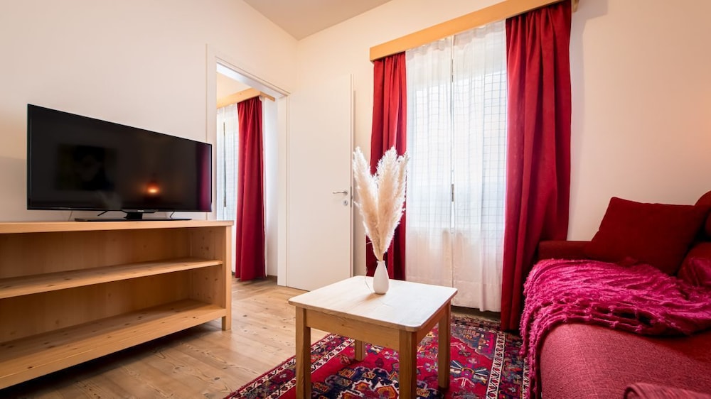 Am Schloss Guest House