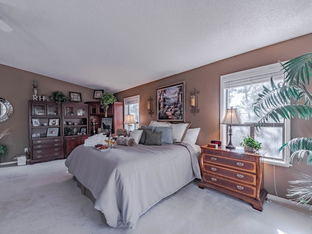 A Trip to Heaven by Ruidoso Vacation Rentals