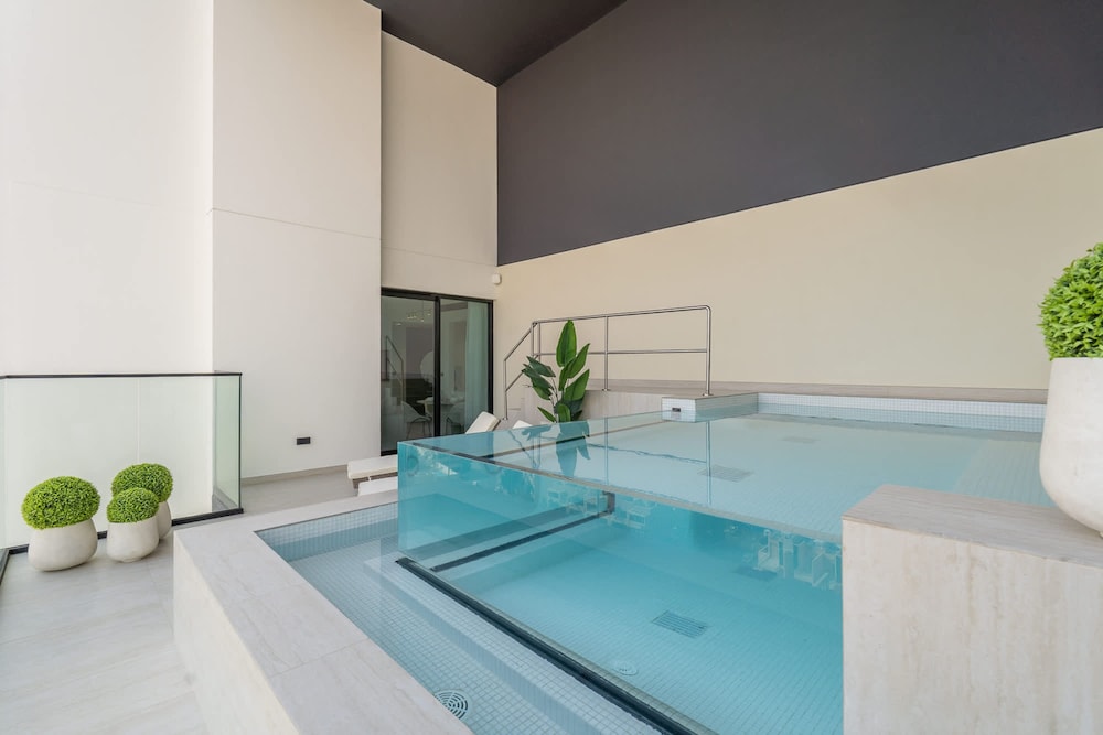 Tranquil 2 Bedroom in Binghatti Onyx With a Private Pool and City View