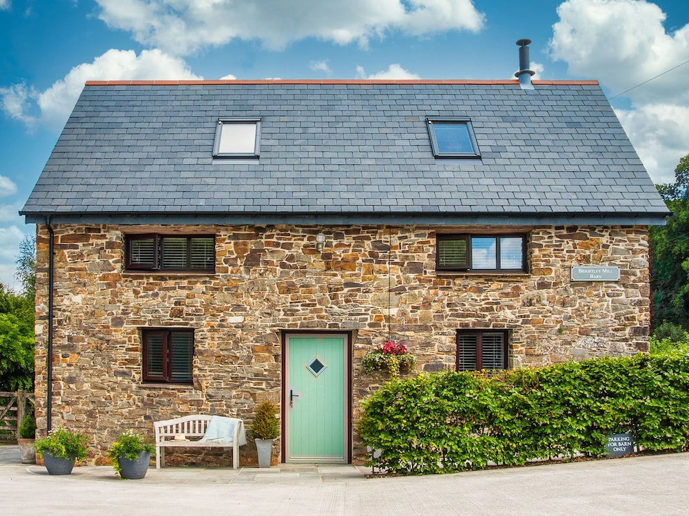 Okehampton Vacations - Brightley Mill Barn - Property Image 1