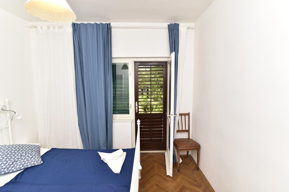 Apartment Dory view 2