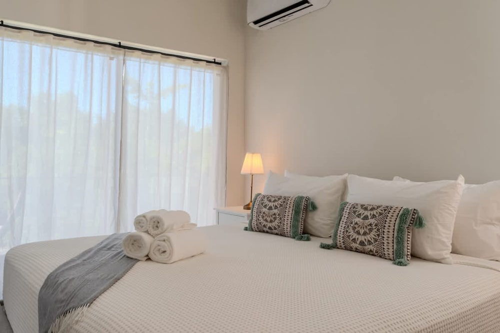NOK Tropical 3BR Villa by Vistacana Rentals