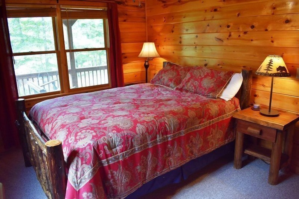 Wisteria Lodge view 5