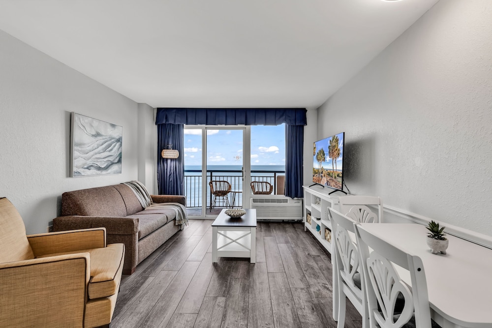 Boardwalk Resort Oceanfront Condo