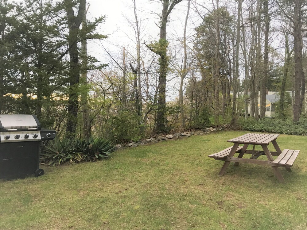 Footbridge Hideaway - Q967 A Spacious Home Very Near To The Fabulous Footbridge Beach Entrance 4 Bedroom Home by Redawning - Property Image 16