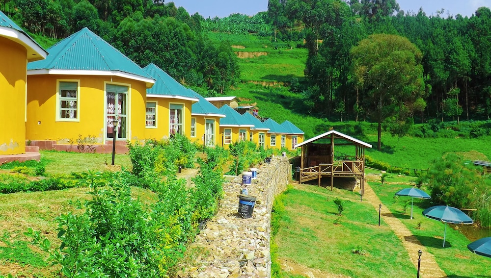 Antique Cottages