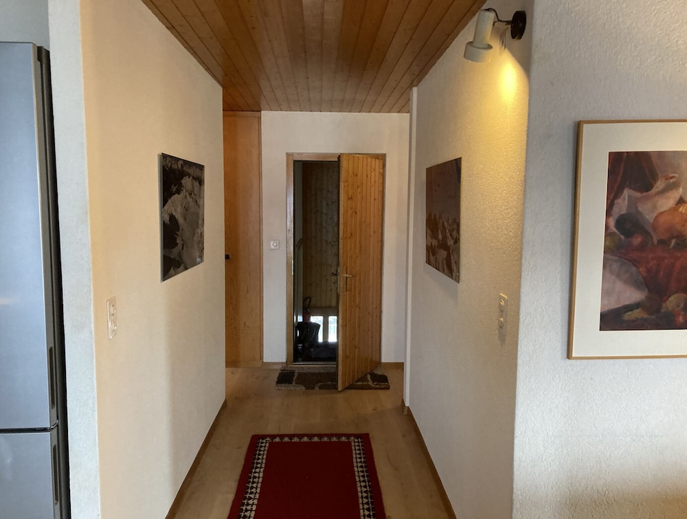 Peaceful Apartment With Amenities