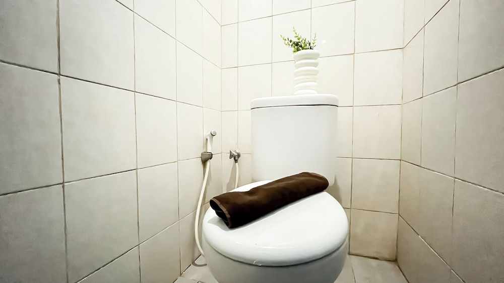 Studio Apartment Poris 88 Near Batu Ceper Station