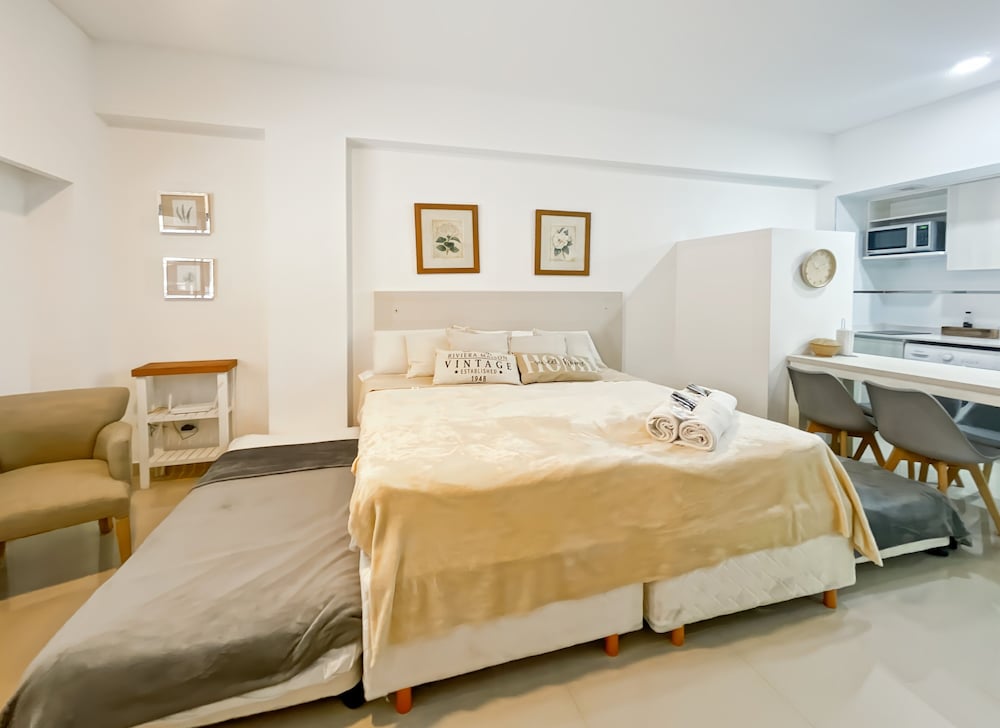 Ayres Suites Moreno