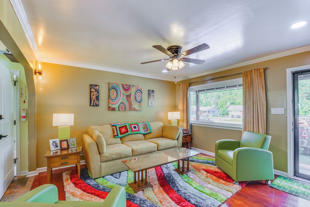 1 Mi to Fort Bragg: Family Home w/ Backyard