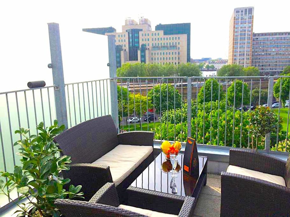 outdoor bbq area