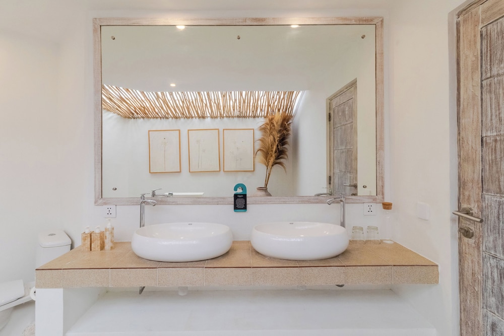 Villa Cocodrilos 1 by Pertama Management