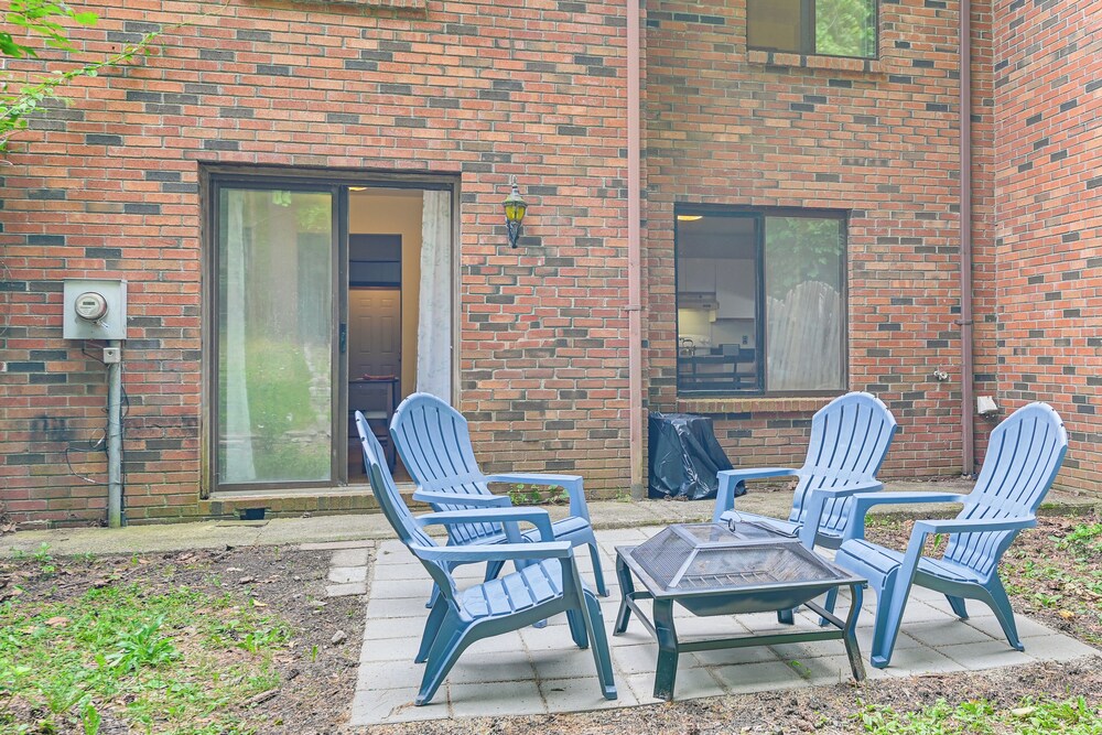 Quiet Catskill Getaway w/ Fire Pit - Near Hiking!