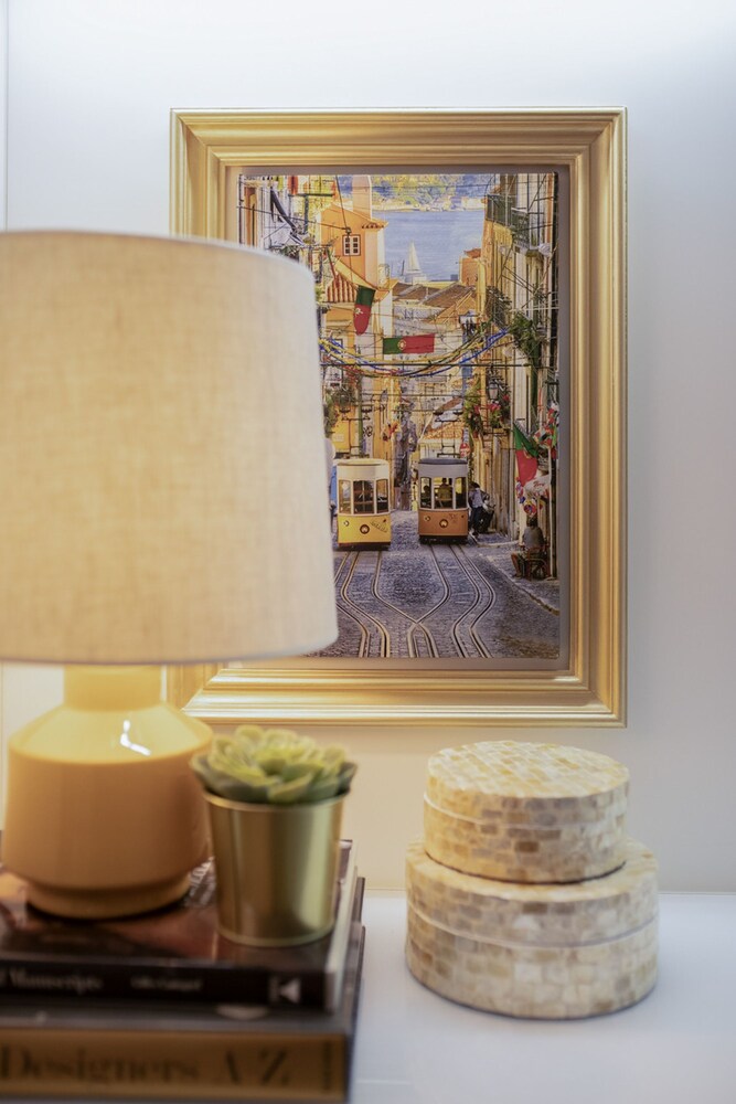Downtown Prime by Homing
