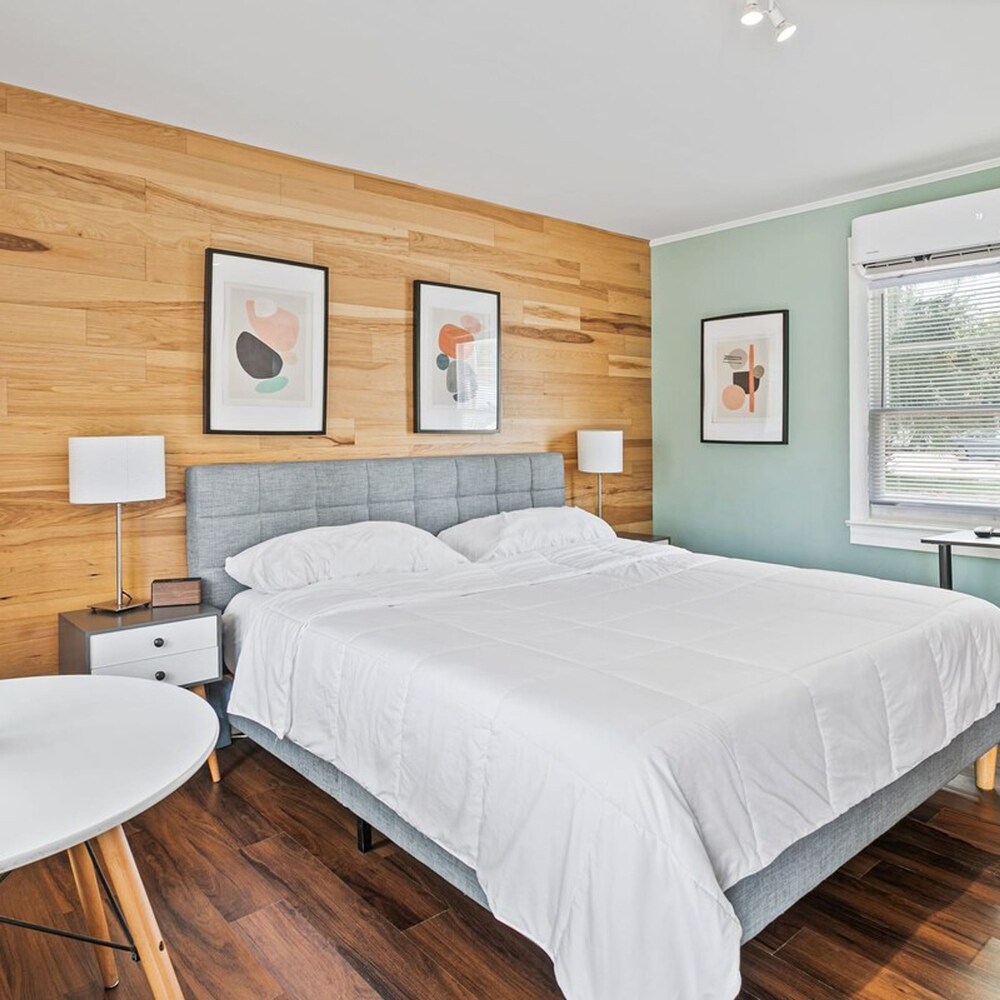 St Augustine Vacations - Classic Charm Retro 1950s Motel in St Augustine - Property Image 2