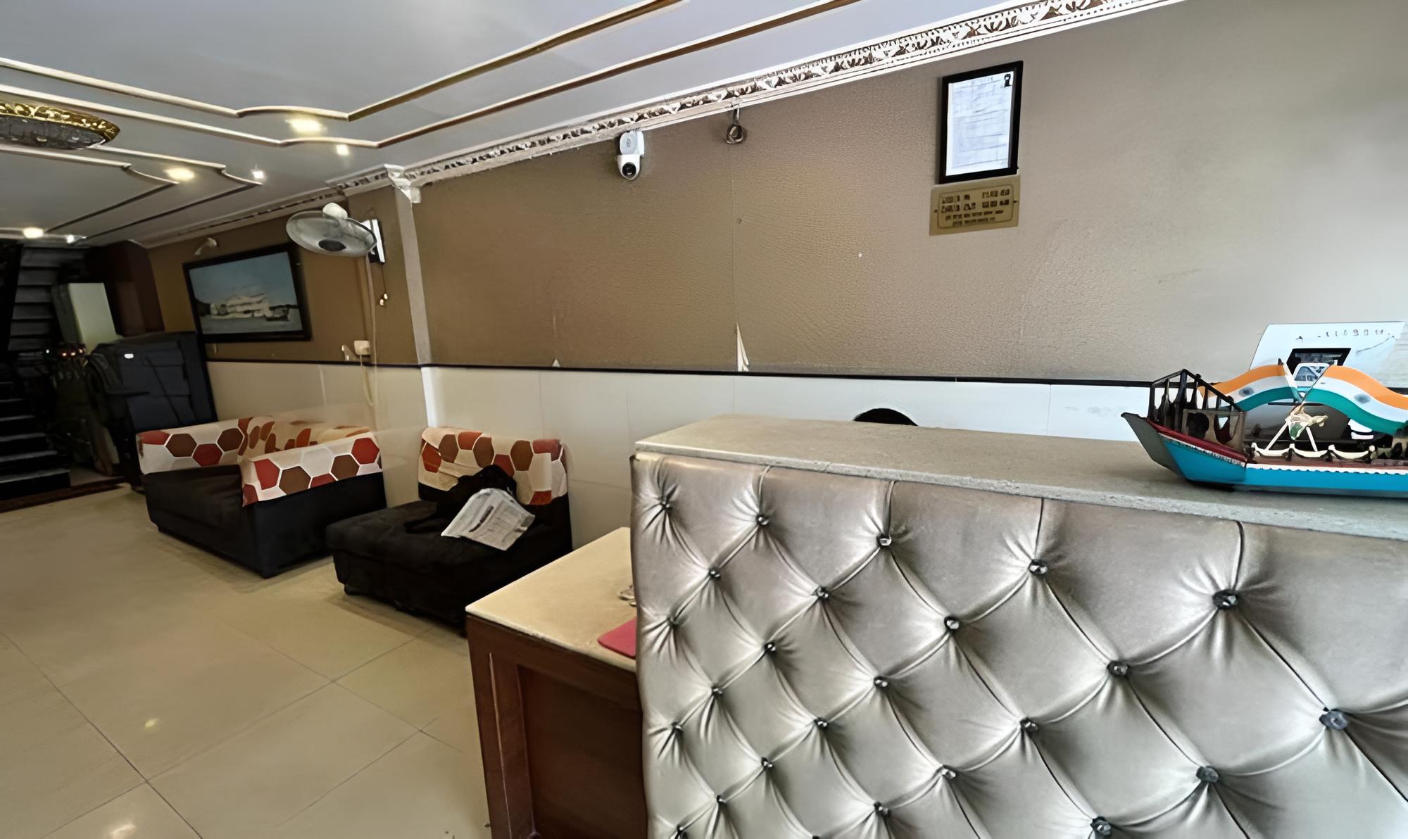 Fabhotel Prime Golden Feather view 4