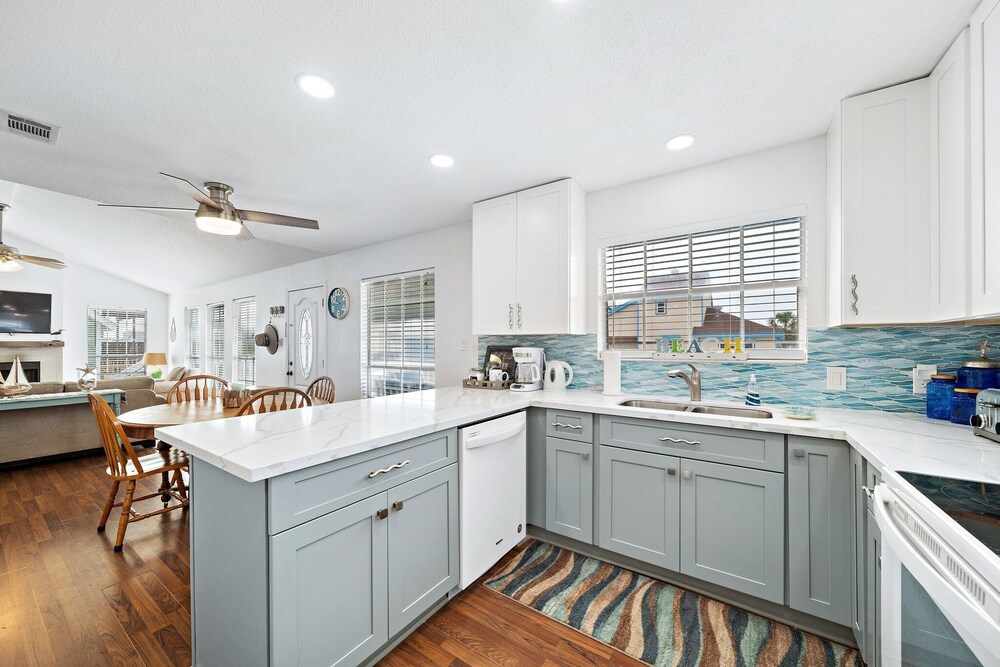 Island Breeze by Ryson Vacation Rentals