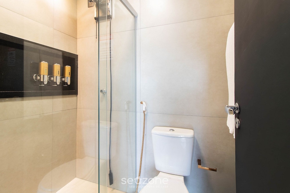 Incredible Stay With Pool and gym in Setor Bueno - Dnag