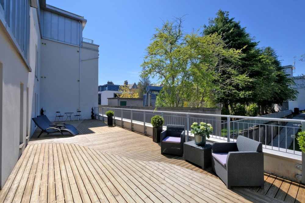 A Bright and Spacious Home Within Easy Reach of Aberdeen City Centre view 2
