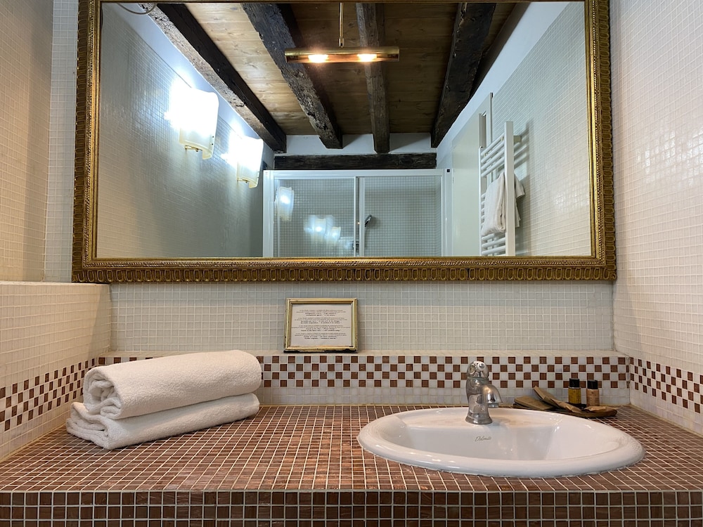 Ca' San Giorgio Relais & Suites