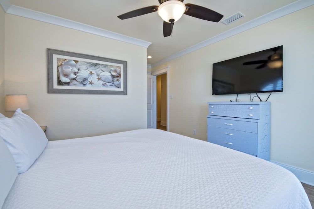 Beachfront 18bed Pool Easybreezy