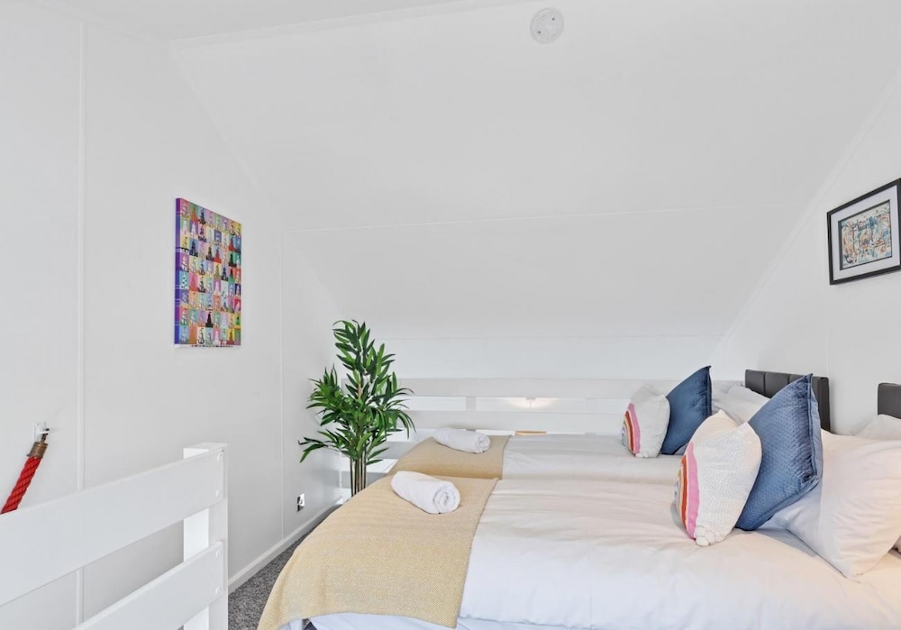 On the Water 3 Waterside Studio Mezzanine Bedroom Terrace Overlooking the Harbour view 5
