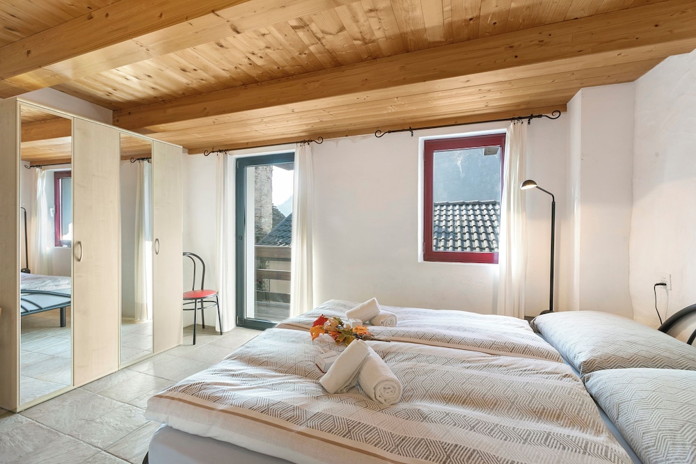 Rustico Paese Verzasca