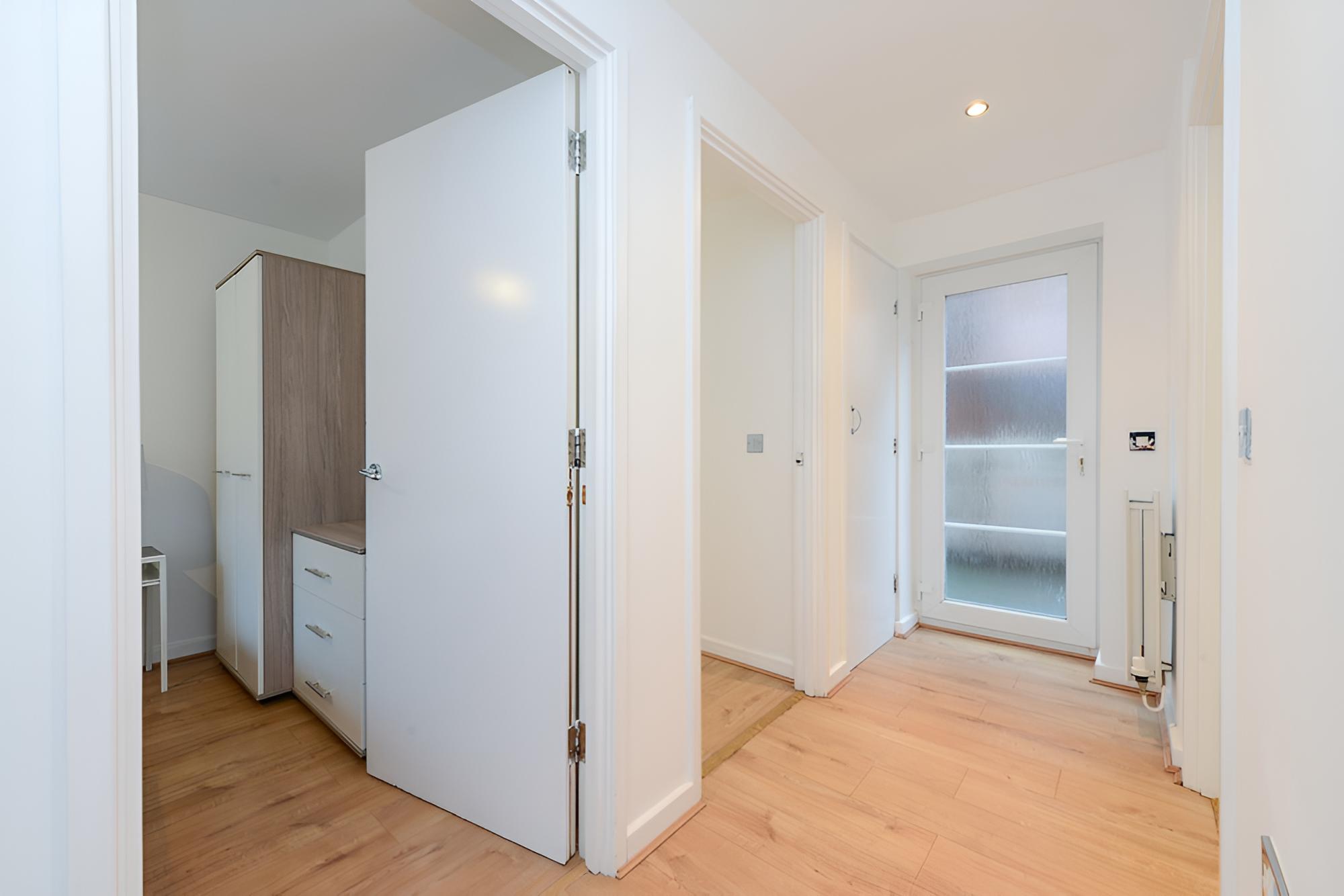 The Zone - Contemporary 2bed Luxe Apt view 2