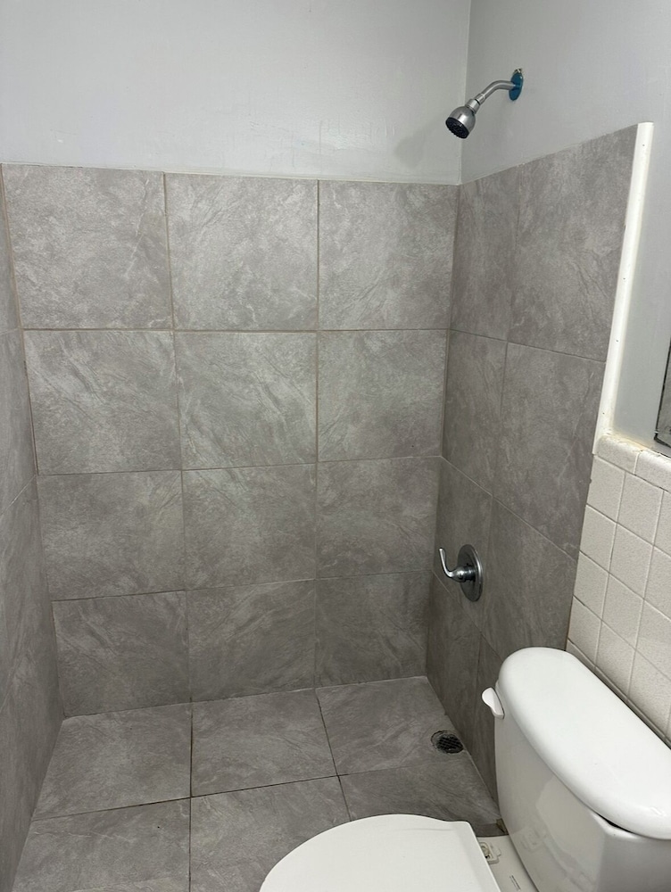 Montgomery Vacations - Travel Inn - Property Image 5