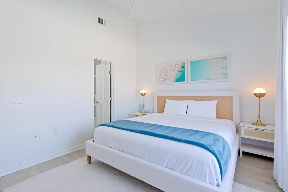 Gulfs Edge Townhome #7- Sun-kissed Memories