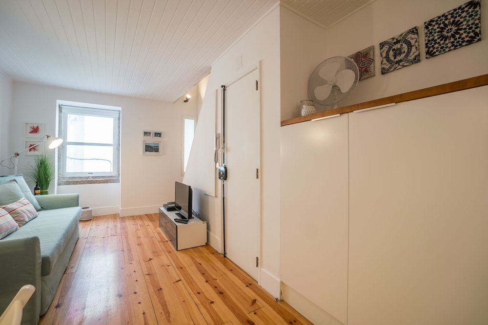Rose Duplex Apartment 5D view 4