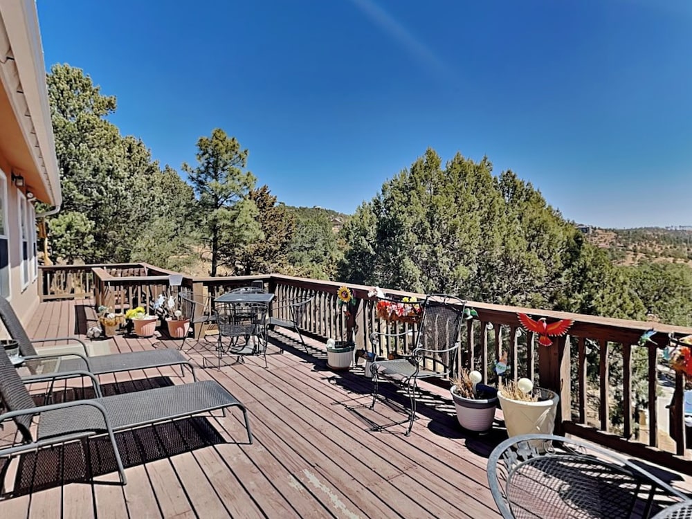 East Mountain View by Ruidoso Vacation Rentals
