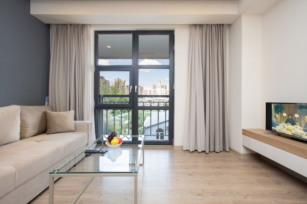 Stay Inn on Koghbatsi Str. 16