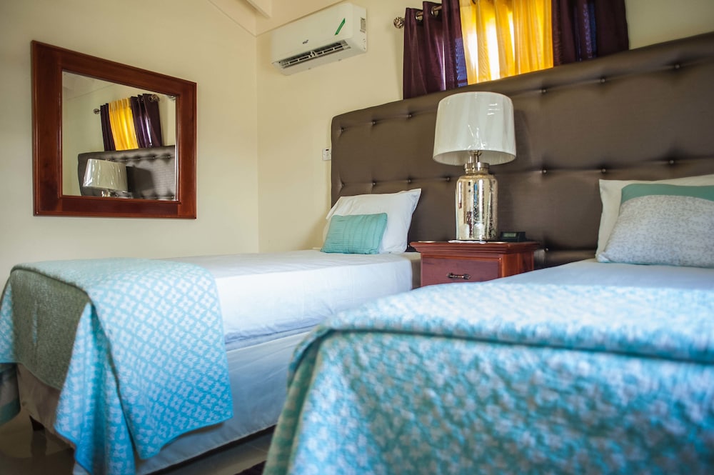Pearl Island Cottage at Draxhall Country Club