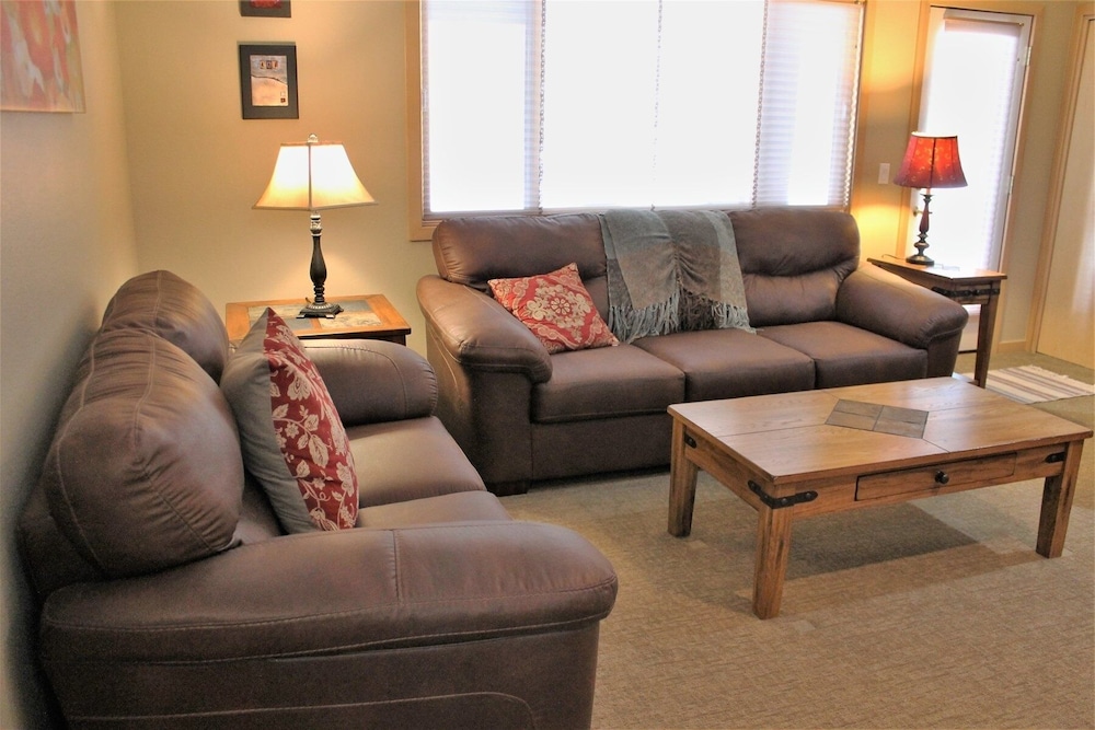 Lone Eagle Landing 2 3 Bedroom Home