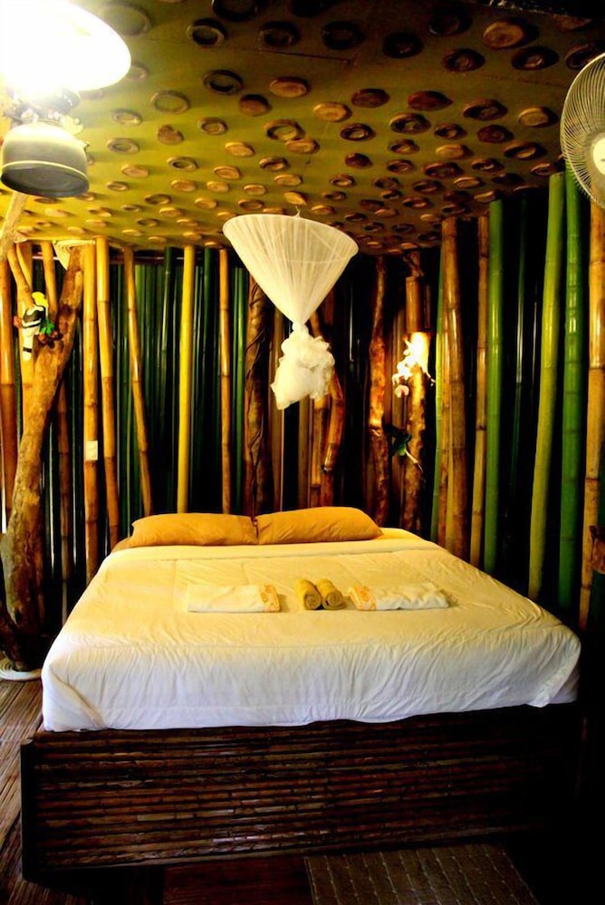 Khao Sok Tree House