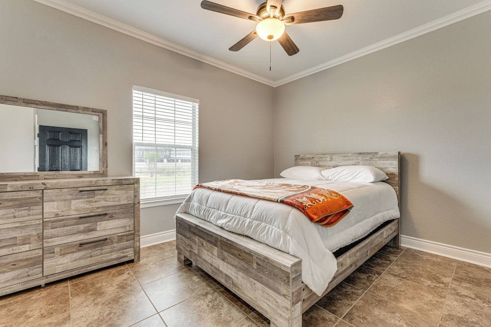 1 Mi From Lake: Pet-friendly Del Rio Gem