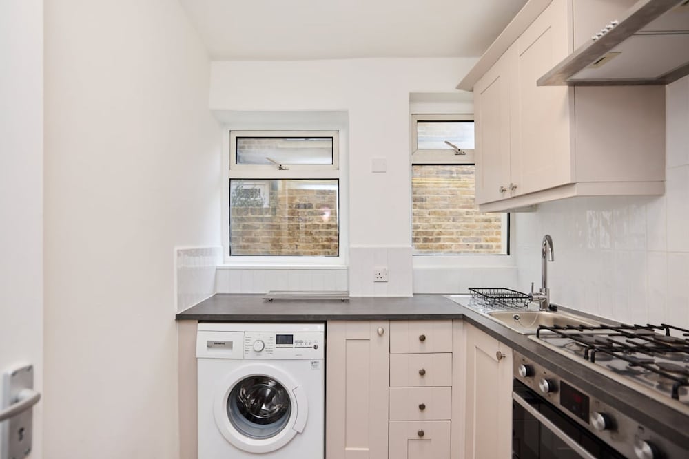 The Maida Hill Hideout - 2bdr Flat With Courtyard