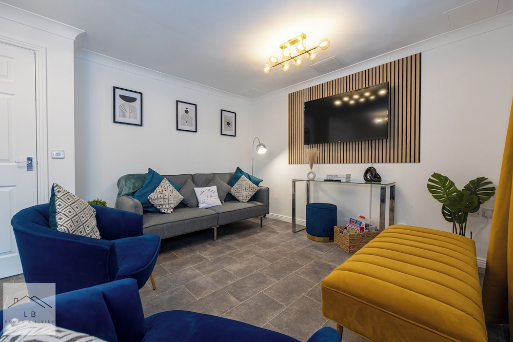 Comfy House - Sleeps 14 - 14 min to City Centre