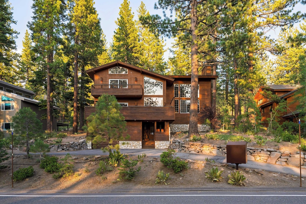 Northstar Haven Cozy-chic Retreat Near Lake Tahoe & Downtown Truckee