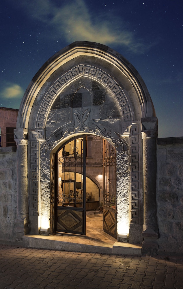 Aydinli Cave House