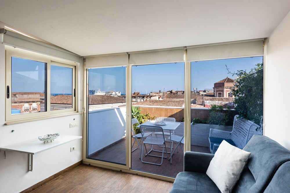 La Perla del Duomo With Terrace by Wonderful Italy