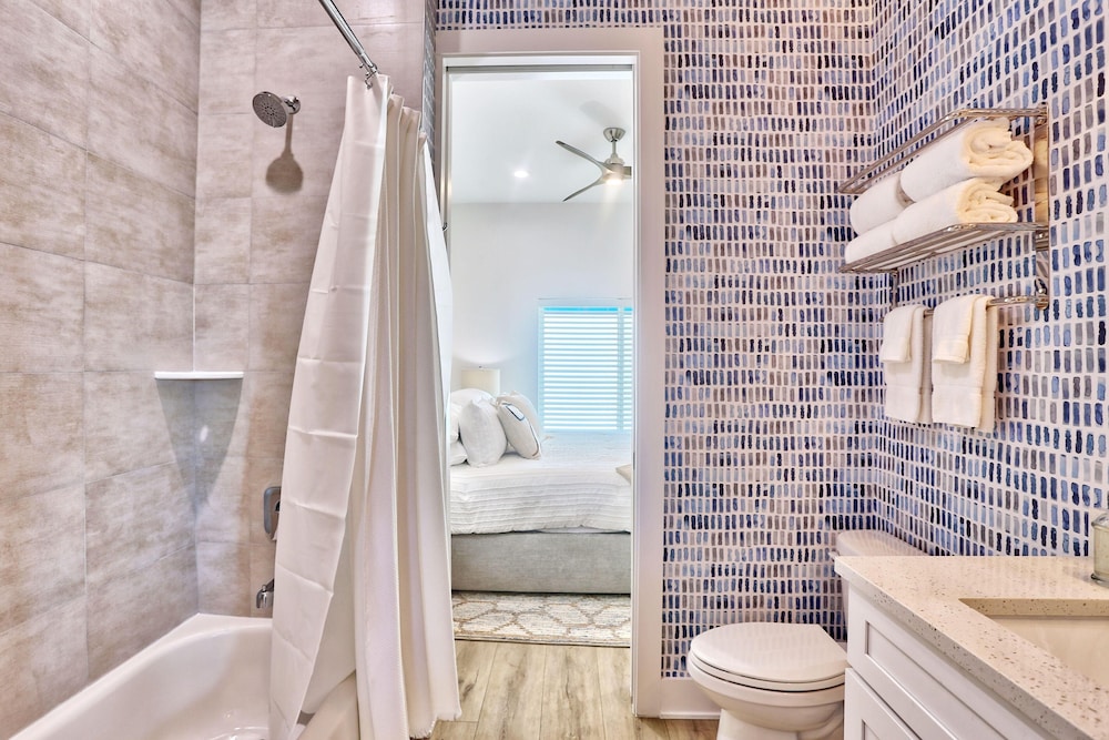 Azul Townhomes C1 - Sol Retreat
